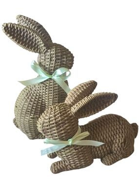Resin Basket Weave Woven Design Farmhouse Decor Country Brown Bunny Rabbits